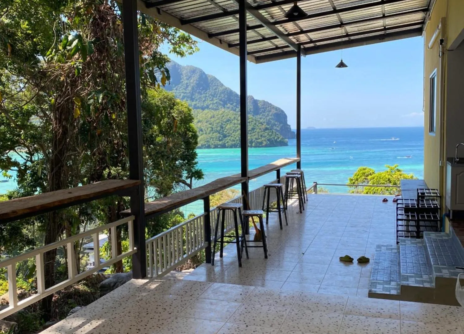 The View Hostel Phi Phi Don